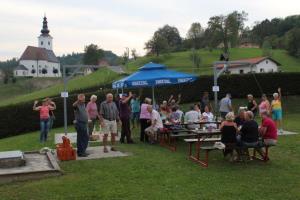 Hiša vseh generacij 11